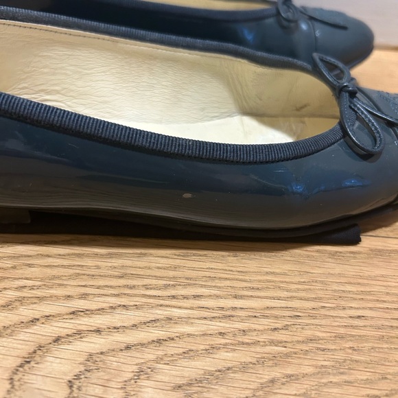 Authentic Chanel Patent Leather Ballerinas in Navy SZ 37.5 - Picture 8 of 13